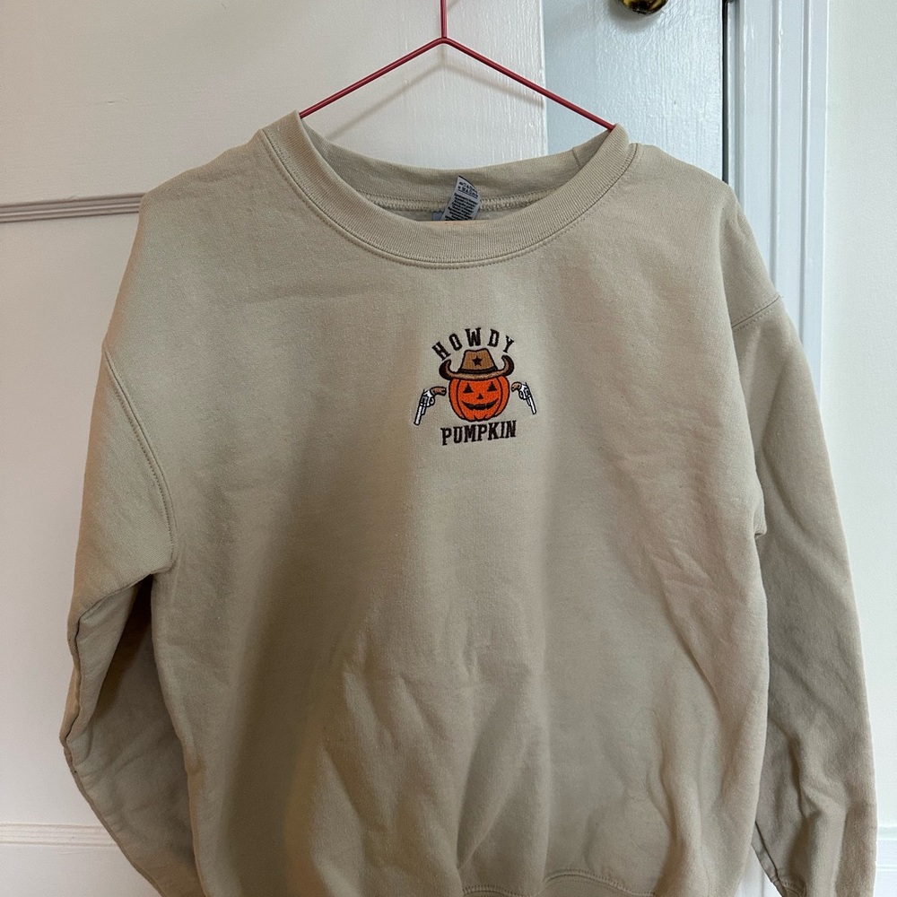 Howdy Pumpkin Beige Sweater
